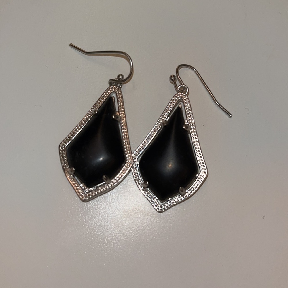 Kendra Scott - Alex Silver Drop Earrings in Black